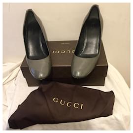 Gucci-Patent wedge heels-Grey