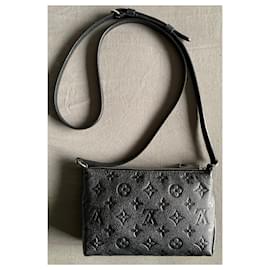 Louis Vuitton-Pallas-Black