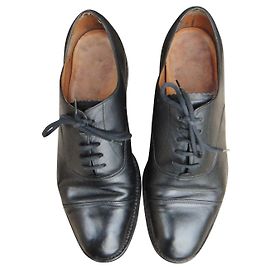Richelieu Loake Cap Toe Noir en Cuir 41 Noir