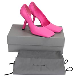 Balenciaga-Balenciaga Void 80mm D'Orsay Pumps in Pink calf leather Leather-Pink