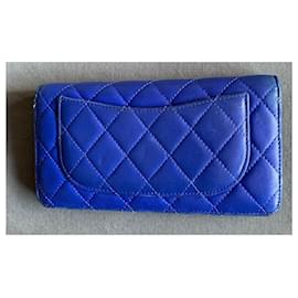 Chanel-Carteira Classique atemporal-Azul