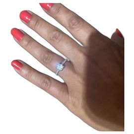 Autre Marque Anillo solitario de oro blanco con diamantes 18 quilates Blanco