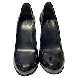 Gucci-Sapatos Gucci em couro envernizado preto-Preto