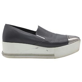 Miu Miu Metal-Cap-Toe Sneakers in Grey Leather Grey