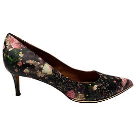Givenchy Kitten Heels aus Nappaleder mit Blumenmuster Andere