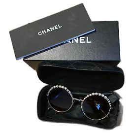 Chanel óculos de sol redondos, metal e pérolas de imitação Castanho claro