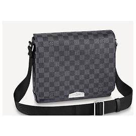 Louis Vuitton District PM Damier Graphite Messenger Bag Grey Leather Grey