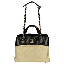 Chanel borsa a spalla matelassé 31 Rue Cambon Nero Beige
