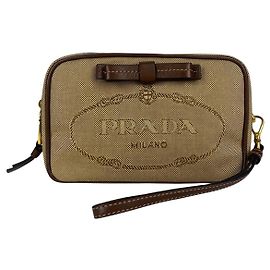 Prada Clutch mit Jacquard-Logo Beige