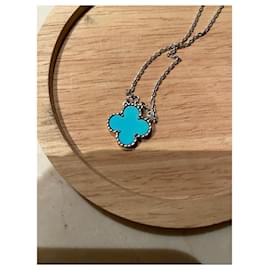 Van Cleef & Arpels Alhambra Turquoise