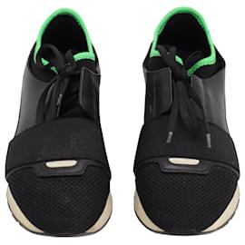 Balenciaga-Balenciaga Race Runner Sneakers in Black and Green Leather-Black