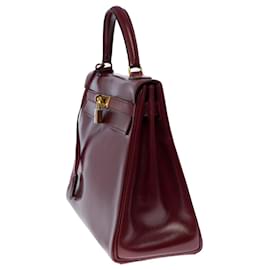 Hermès-Magnificent Hermès Kelly handbag 32 turned shoulder strap in burgundy leather (Red H), gold plated metal trim-Dark red