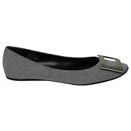 Roger Vivier Metallic Trompette Flats in Silver Glitter Silvery Metallic