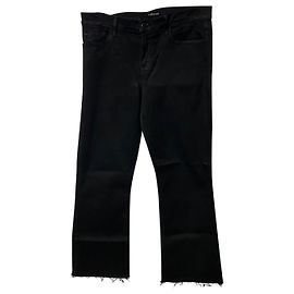 Vaqueros cortos de algodón negro Selena de tiro medio con dobladillo sin rematar de J Brand Negro