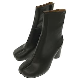 Maison Martin Margiela-Maison Margiela Boots / 42 / Black / Leather / s93WU0107 / Tabi boots / Tabi / 18SS / Boxed / Shoes-Black