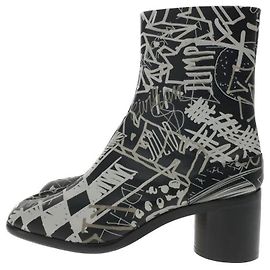 Maison Martin Margiela Maison Margiela Graffiti Tabi / Botas / 40 / BLK / Couro Preto