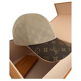 Bonnet Louis Vuitton Cap Ou Pas Monogramme Beige Beige