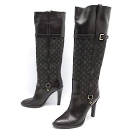 Botas Louis Vuitton occasione - Joli Closet