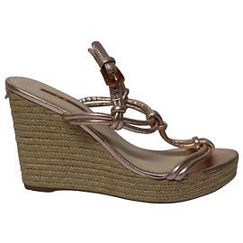 Prada Sport Espadrilles Compensées en Cuir Doré Doré