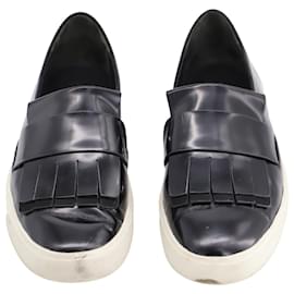 Vince-Vince Conventry Zapatillas Slip-On Kiltie con flecos en cuero negro-Negro