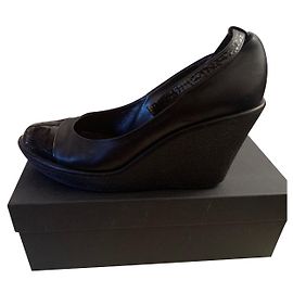 Pair of wedge heel pumps with strap Sonia Rykiel Black