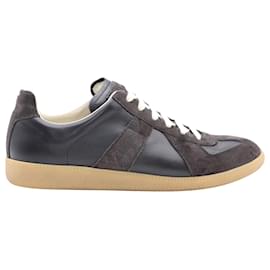 Maison Martin Margiela-Maison Margiela Replica Low-Top Sneakers in Grey Lambskin Leather-Grey