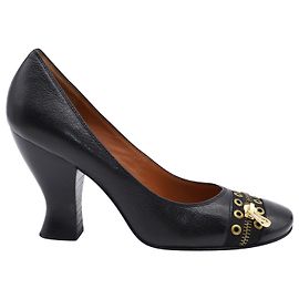 Décolleté Marc By Marc Jacobs con passacavo con cerniera in pelle nera Nero