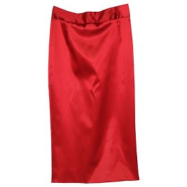Falda Lápiz de Satén en Acetato Rojo de Dolce & Gabbana Roja
