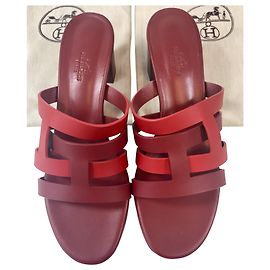 Hermès Sandals "Amica" T 40 Neuves Red