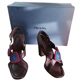 Escarpins Prada marron cuir talons 10 cm Marron