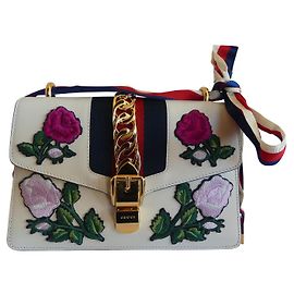 Gucci Sylvie Handbag White Leather Embroidered Flowers White