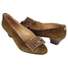 Studio Pollini Vintage-Schuhe aus Wildleder und Samt Olivgrün