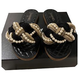 CHANEL sandals/mules Black