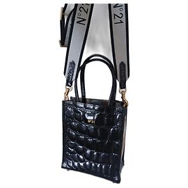 Bolsa N°21 em couro com estampa de crocodilo Preto