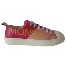 Basket Moncler Linda en cuir rose Rose
