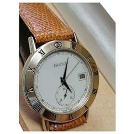 Gucci-Gucci watch 3800 M Chrono  wristwatch-Golden