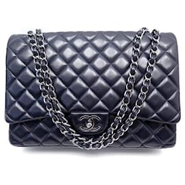 Chanel-CHANEL CLASSIC TIMELESS MAXI JUMBO HANDBAG NAVY BLUE QUILTED LEATHER-Navy blue