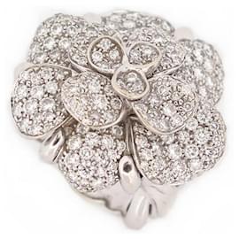 Chanel-ANEL T CHANEL CAMELIA55 em ouro branco 18K e diamantes 3.45ANEL DE DIAMANTES DE OURO CT-Prata