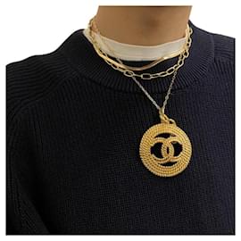 Chanel-collar colgante-Dorado
