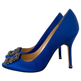 Manolo Blahnik hangisi Blu