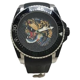 Gucci-GUCCI upperr Dive / Quartz Watch / Analog / Rubber / Black-Black