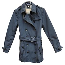 Trenchs Burberry occasion - Joli Closet