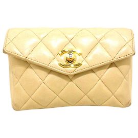 Chanel Código Coco Beige