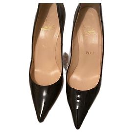 Christian Louboutin Decoltissimo Pumps aus schwarzem Leder Schwarz