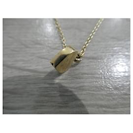 Hermès-hermès pendant with gold plated necklace 60cms-White