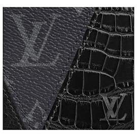 Louis Vuitton-LV card holder in exotic leather-Black