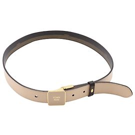 Cinturón Fendi Reversible en Cuero Marrón Otro