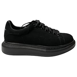 Alexander Mcqueen-Alexander McQueen Oversized Sneakers in Black Suede-Black