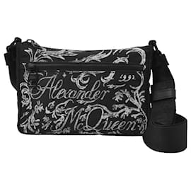 Alexander Mcqueen-Phone Bag in Black Canvas-Black