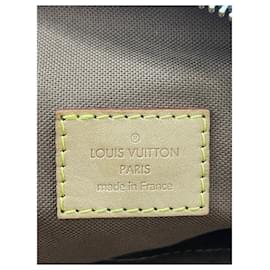 Louis Vuitton-lock it-Multiple colors